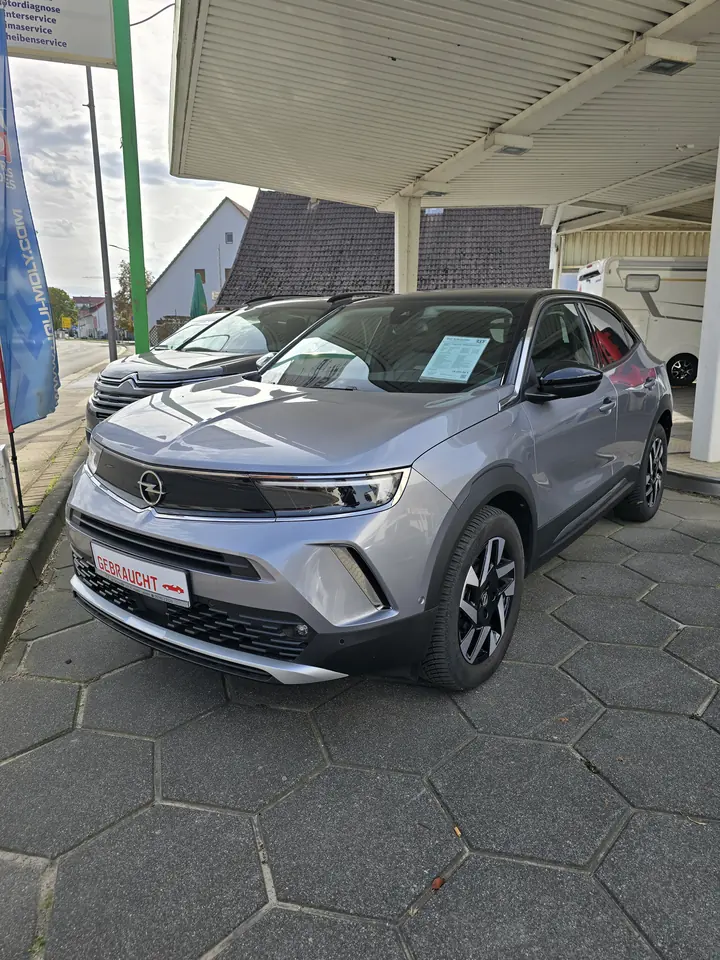 Opel Mokka Elegance mit Winterpaket und Rückfahrkamera